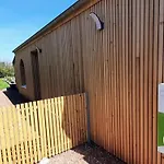 Inclus Avec Jardin Clos, Terrasse Privative, Proche Foret Et Randonnees, 1 Chambre, 1 Canape-lit - Fr-1-510-168 Preux-au-Bois