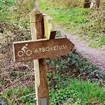 Inclus Avec Jardin Clos, Terrasse Privative, Proche Foret Et Randonnees, 1 Chambre, 1 Canape-lit - Fr-1-510-168 Holiday home Preux-au-Bois
