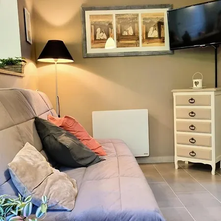 Inclus Avec Jardin Clos, Terrasse Privative, Proche Foret Et Randonnees, 1 Chambre, 1 Canape-lit - Fr-1-510-168 Holiday home Preux-au-Bois